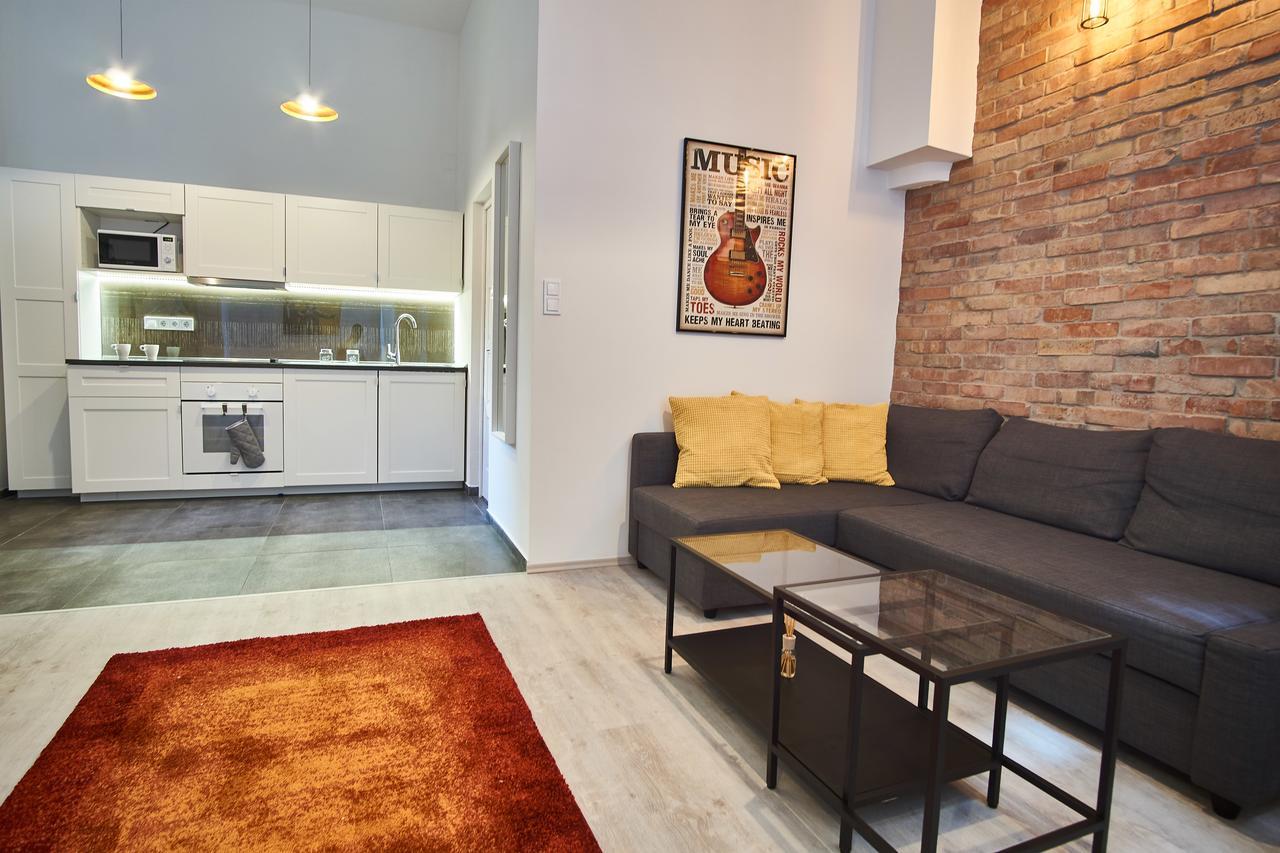 Design Apartment In The City Center With Ac Budapest Exterior foto